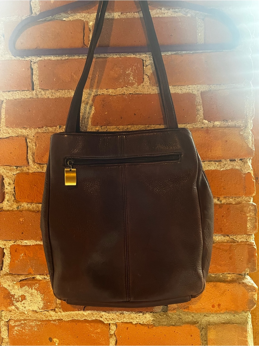 Vintage Leather Shoulder Bag in Chocolate Brown - Picture 2 of 7